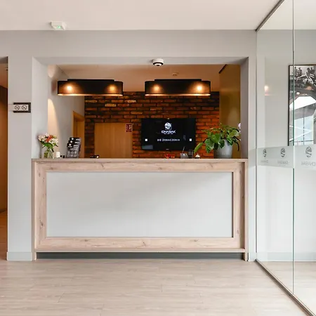 Ignasiak 3* Września